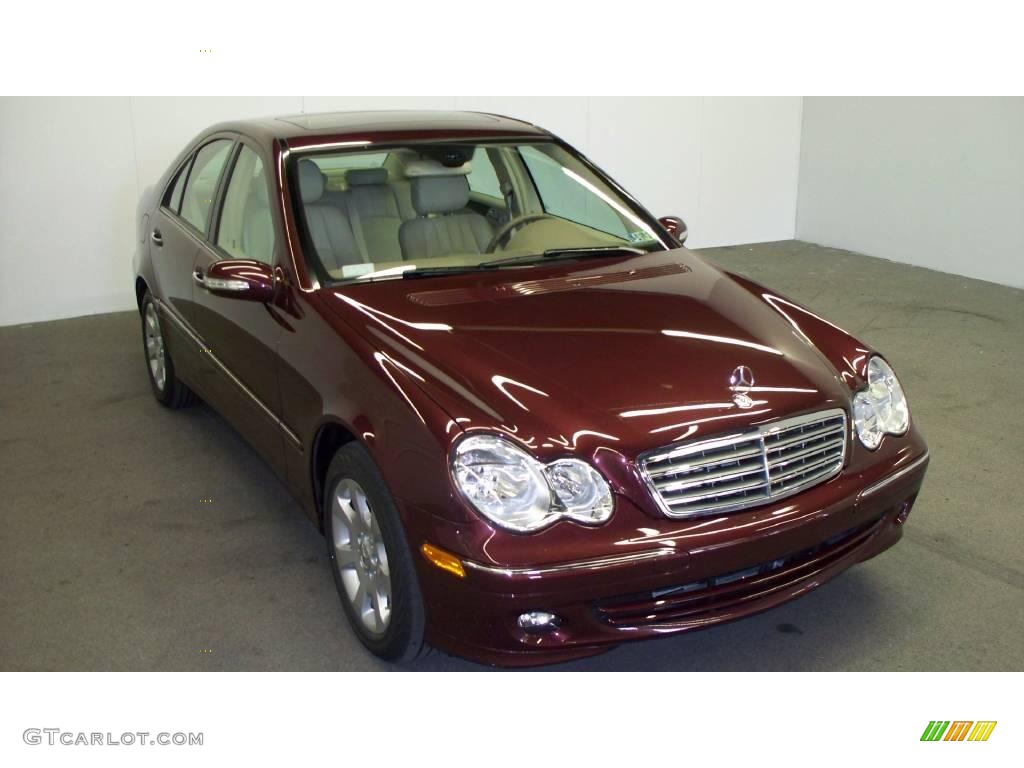 Barolo Red Metallic Mercedes-Benz C