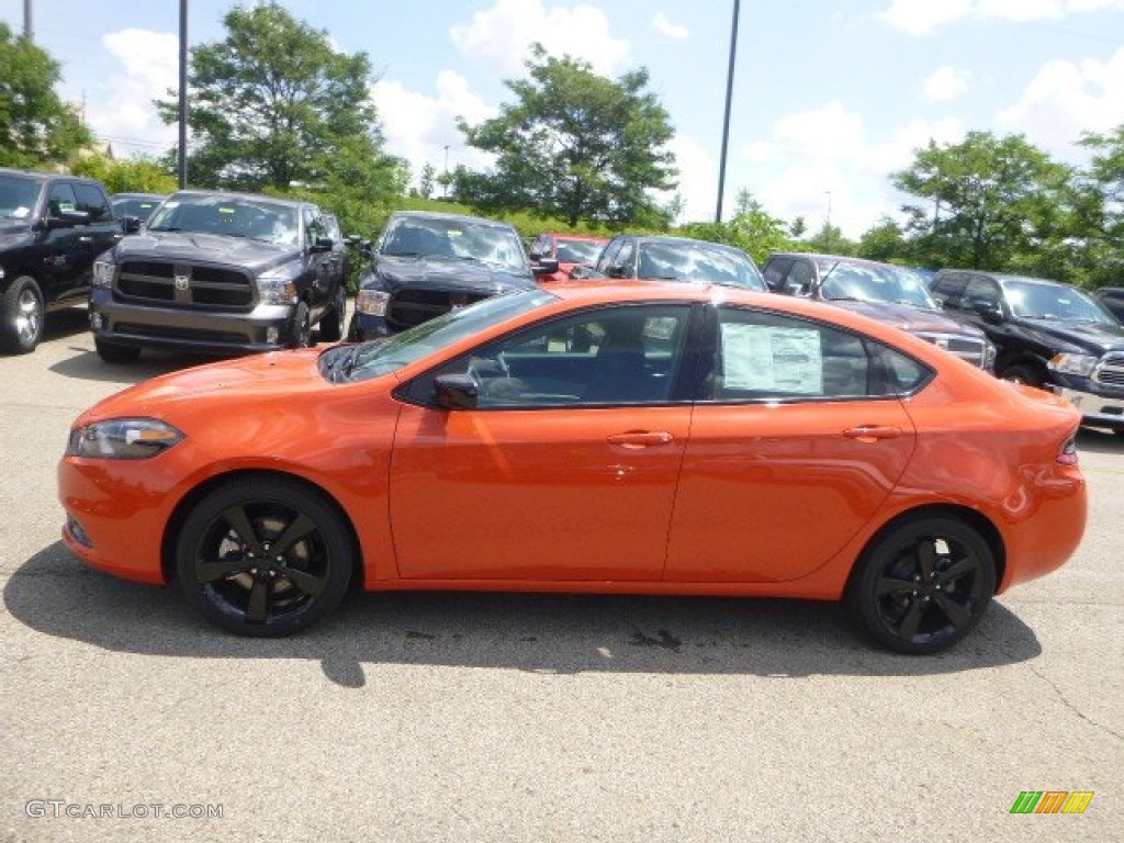 2015 Dart SXT - Vitamin C / Black/Light Tungsten Accent Stitching photo #3