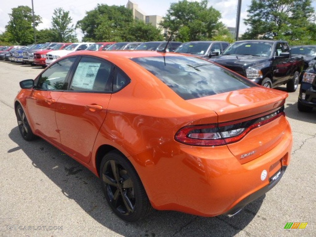 2015 Dart SXT - Vitamin C / Black/Light Tungsten Accent Stitching photo #4