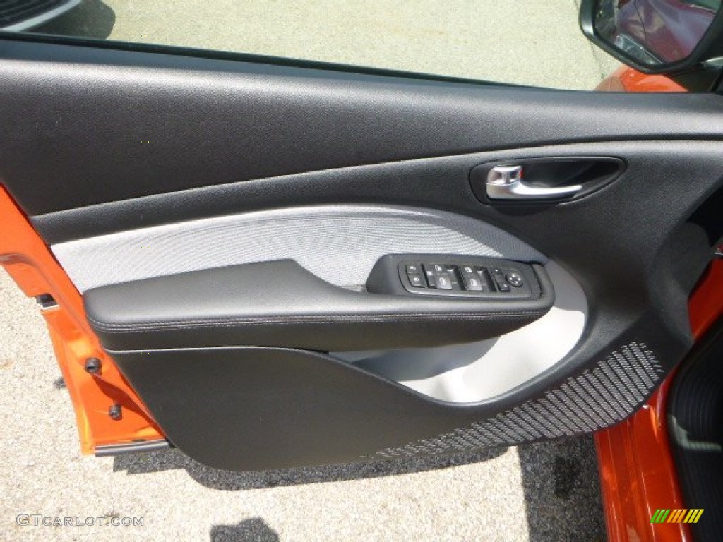 2015 Dart SXT - Vitamin C / Black/Light Tungsten Accent Stitching photo #14