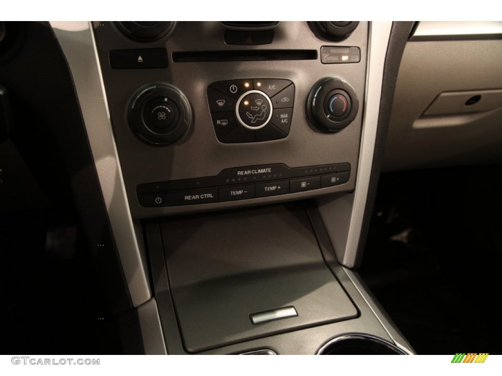 2011 Ford Explorer FWD Controls Photos