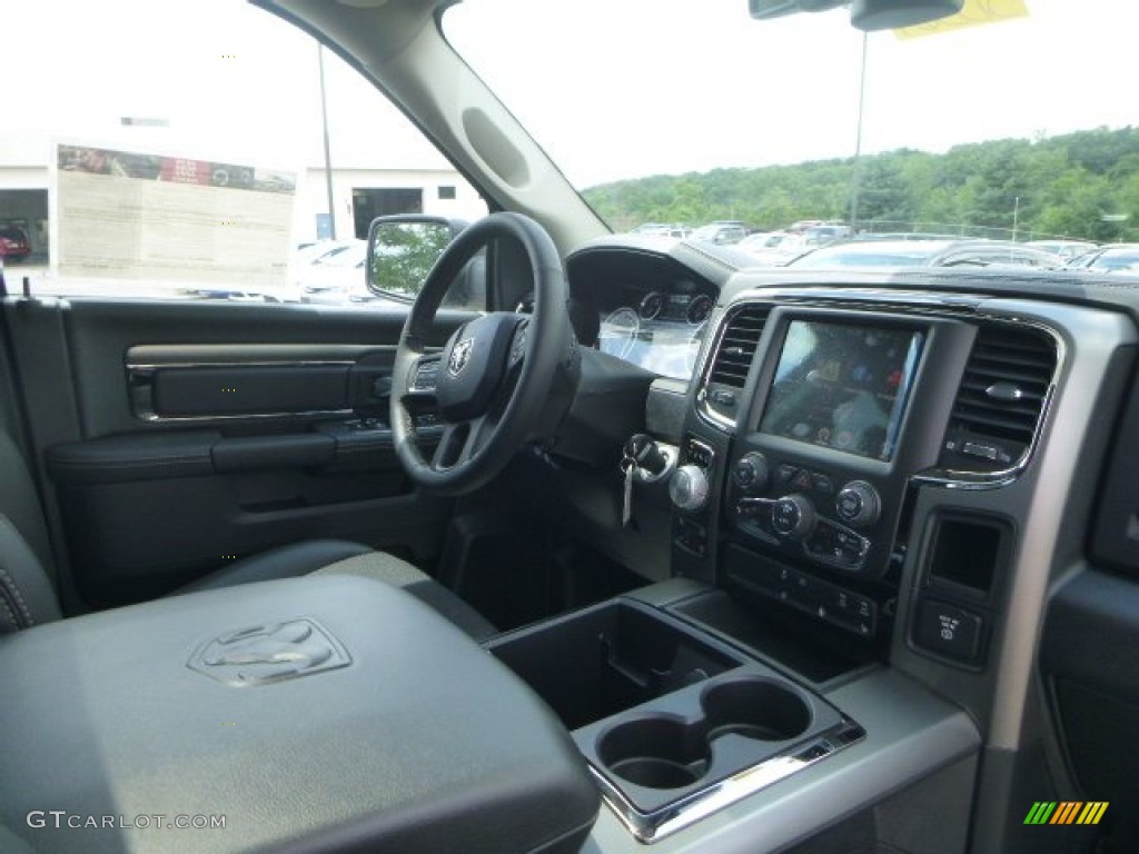 2015 1500 Sport Crew Cab 4x4 - Granite Crystal Metallic / Black photo #11