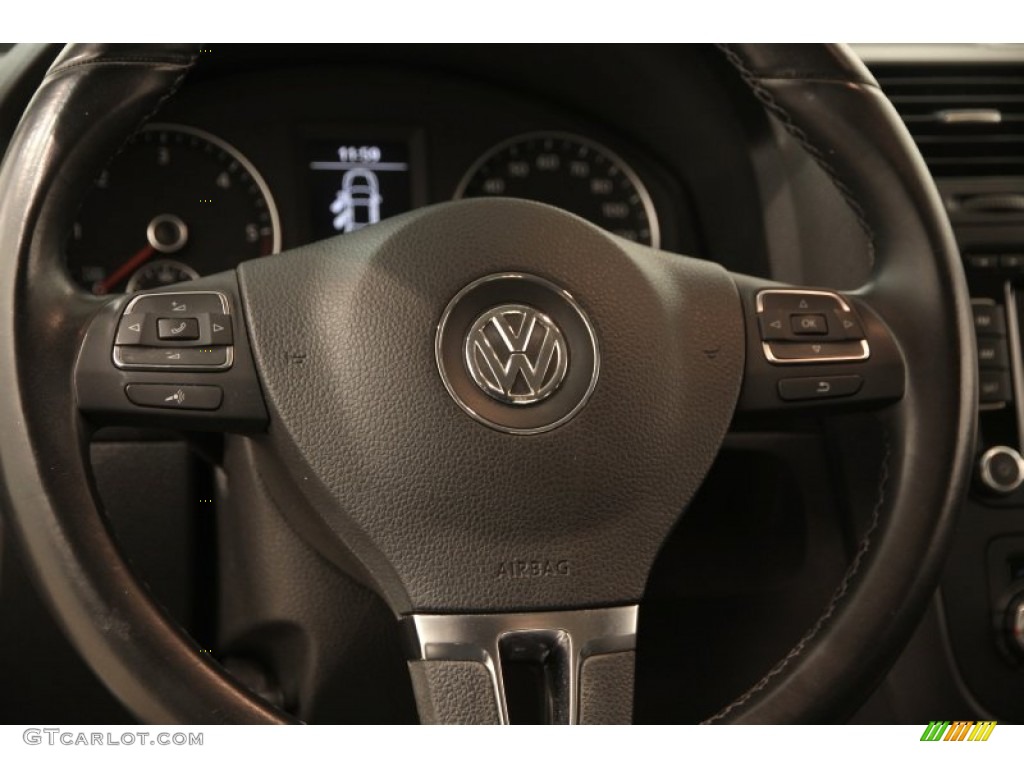 2010 Volkswagen Jetta TDI Sedan Steering Wheel Photos