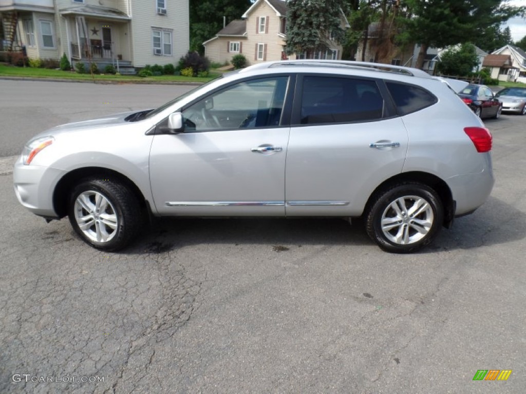 2012 Rogue SV AWD - Brilliant Silver / Black photo #8