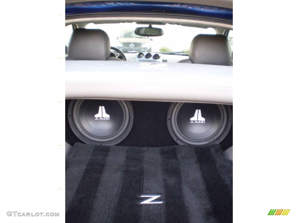 2003 350Z Enthusiast Coupe - Daytona Blue / Carbon Black photo #17