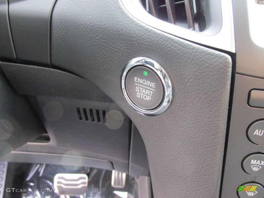 2015 Ford Edge Sport AWD Controls Photo #105167484
