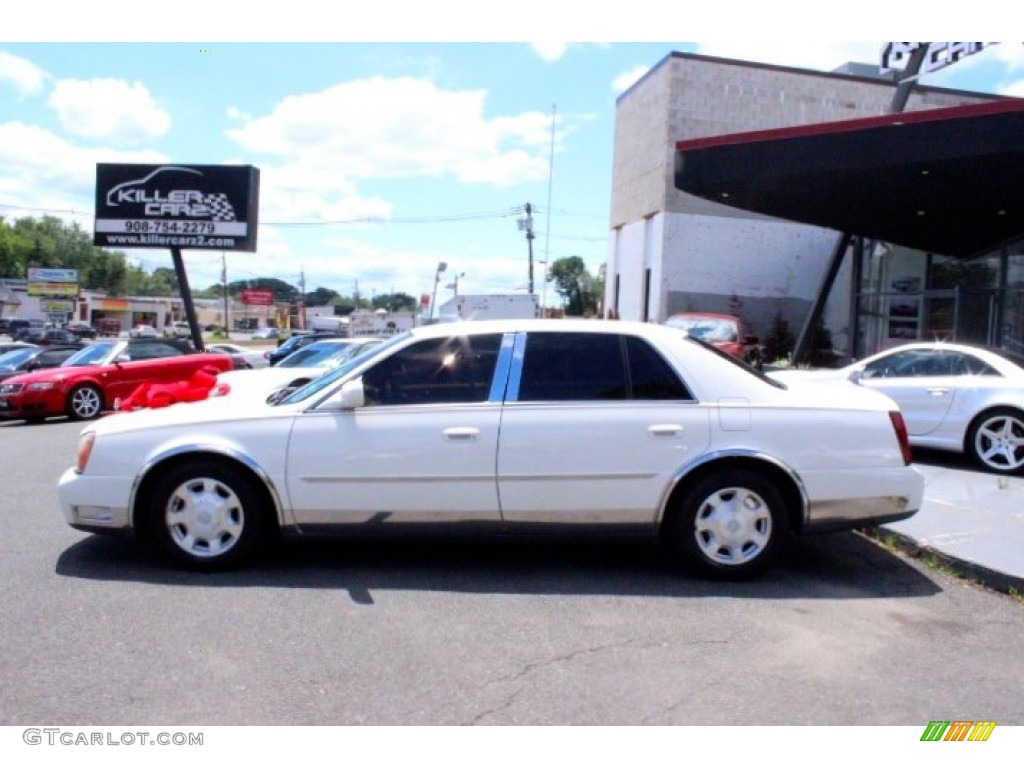 2002 DeVille Sedan - Cotillion White / Dark Gray photo #4