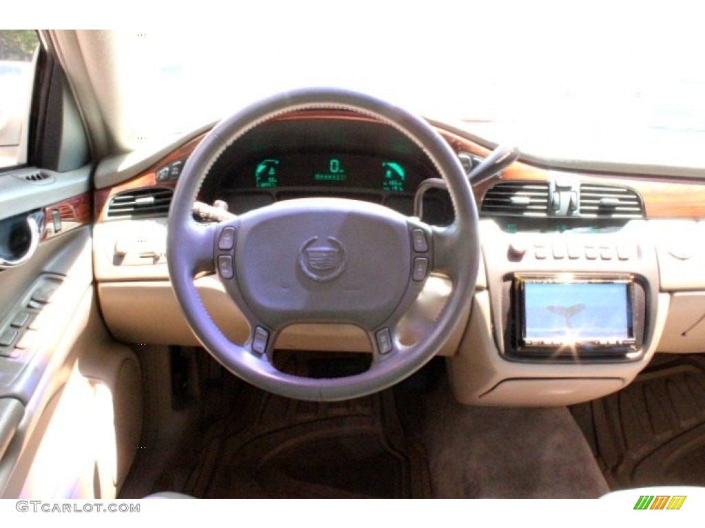 2002 DeVille Sedan - Cotillion White / Dark Gray photo #7