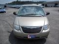 Linen Gold Metallic - Town & Country Touring Photo No. 4