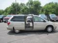 Linen Gold Metallic - Town & Country Touring Photo No. 7