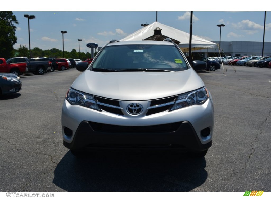 2015 RAV4 LE - Classic Silver Metallic / Ash photo #4
