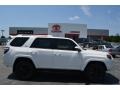 2015 Super White Toyota 4Runner SR5  photo #2