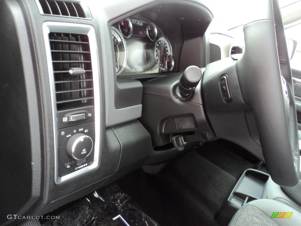 2015 1500 Big Horn Crew Cab 4x4 - Deep Cherry Red Crystal Pearl / Black/Diesel Gray photo #11