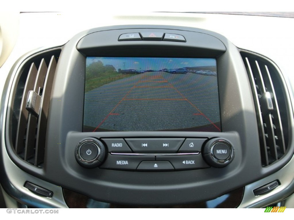 2015 Buick LaCrosse Premium Controls Photo #105196244