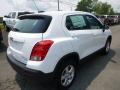 Summit White - Trax LS AWD Photo No. 4