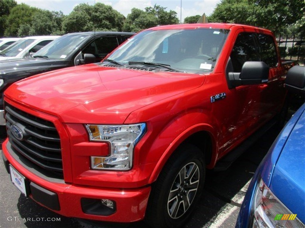 2015 F150 XLT SuperCrew - Race Red / Black photo #2