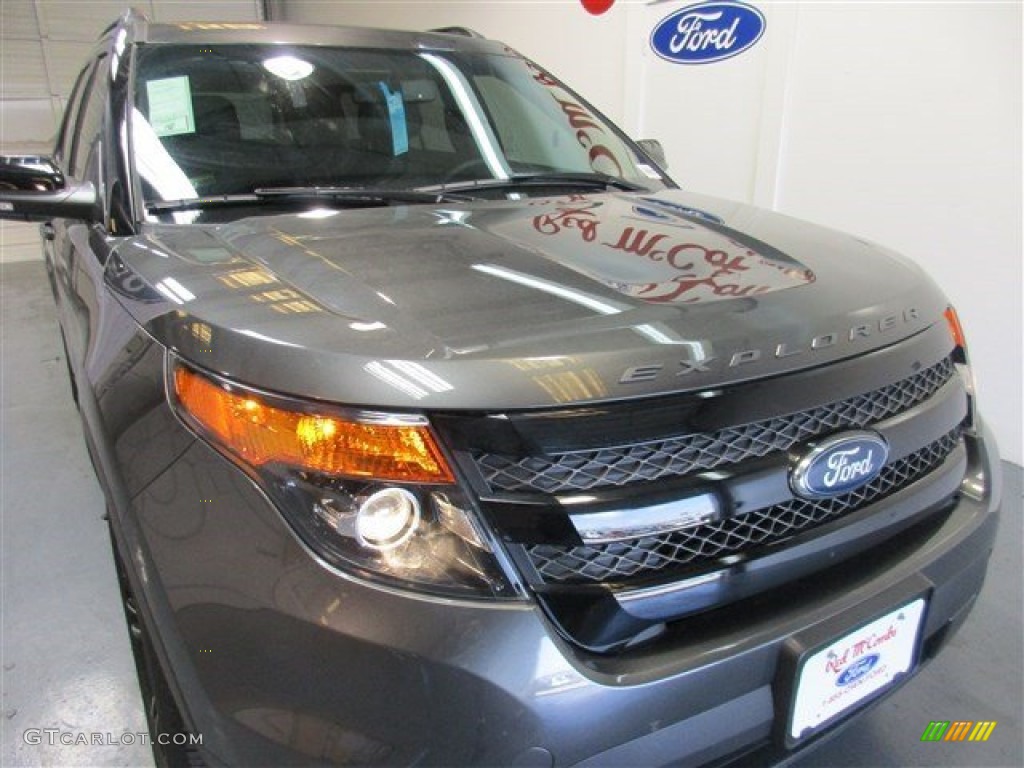 2015 Explorer Sport 4WD - Magnetic / Sport Charcoal Black photo #2