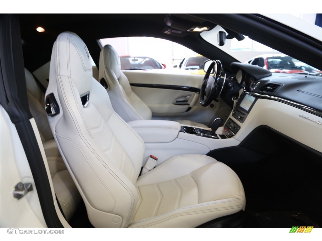 Bianco Pregiato Interior 2015 Maserati GranTurismo Sport Coupe Photo #105208754