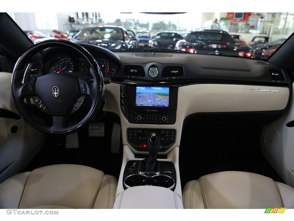 2015 Maserati GranTurismo Sport Coupe Bianco Pregiato Dashboard Photo #105208820