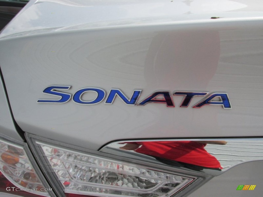 2015 Sonata Hybrid Limited - Starlight Silver / Gray photo #14
