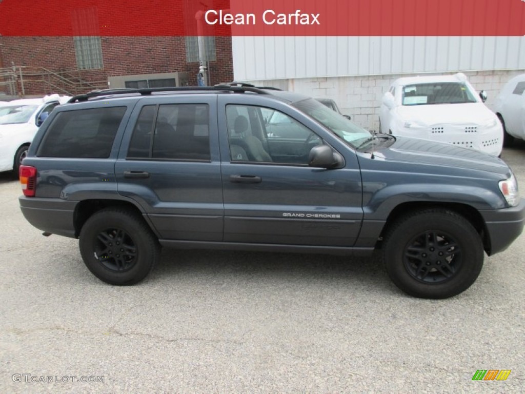 2004 Grand Cherokee Laredo 4x4 - Steel Blue Pearl / Dark Slate Gray photo #2