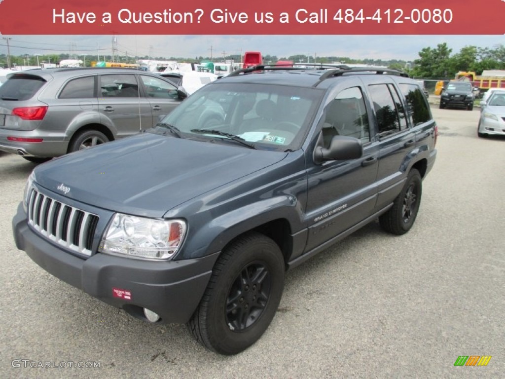 2004 Grand Cherokee Laredo 4x4 - Steel Blue Pearl / Dark Slate Gray photo #8