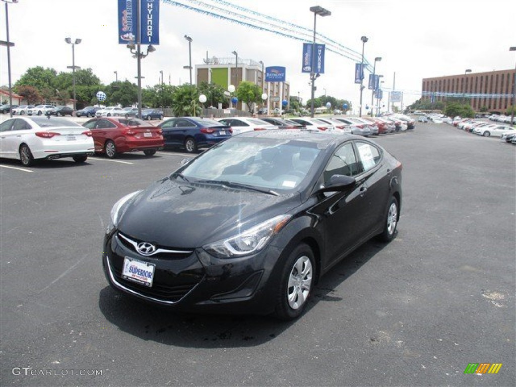 2016 Elantra SE - Phantom Black / Gray photo #4