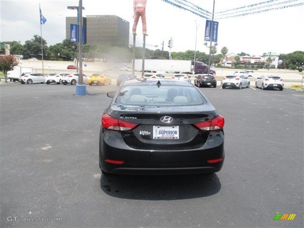 2016 Elantra SE - Phantom Black / Gray photo #8
