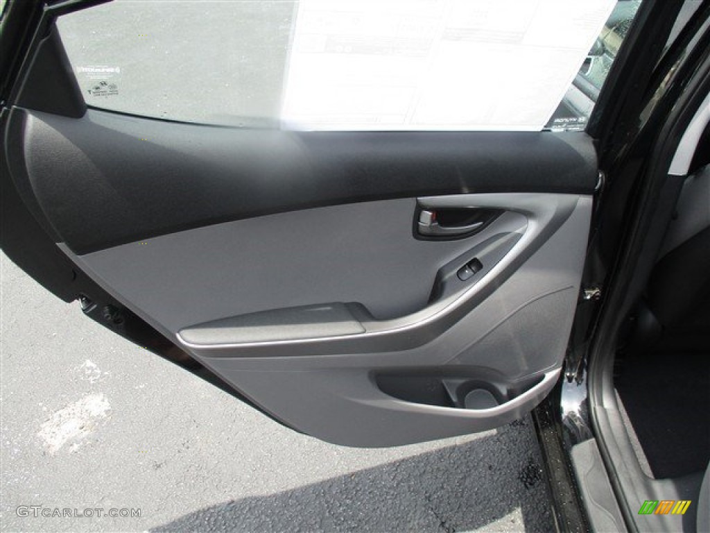 2016 Elantra SE - Phantom Black / Gray photo #12