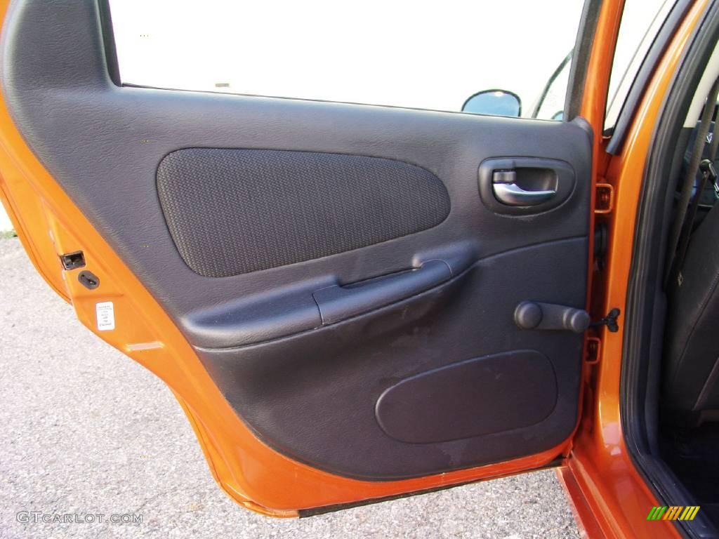 2005 Neon SRT-4 - Orange Blast Pearlcoat / Dark Slate Gray photo #17