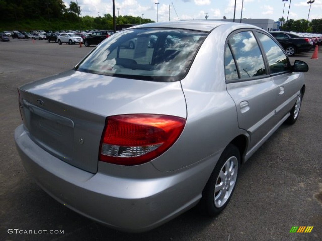 2004 Rio Sedan - Diamond Silver / Gray photo #4