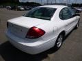 Vibrant White - Taurus SES Sedan Photo No. 4