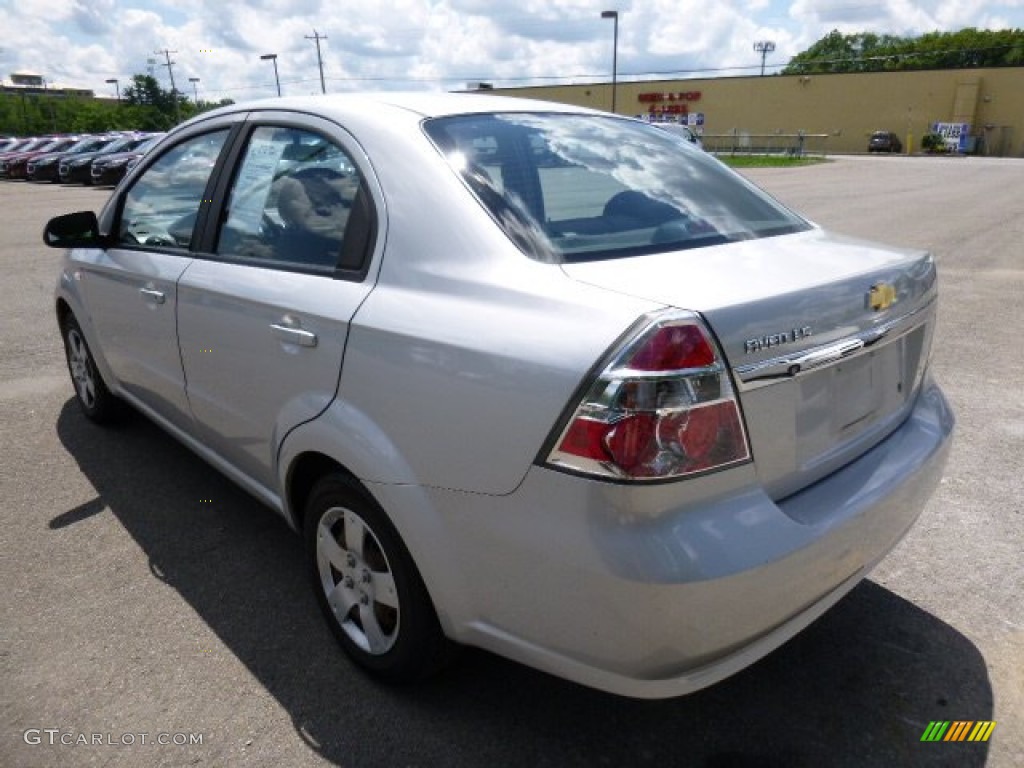 2008 Aveo LS Sedan - Cosmic Silver Metallic / Charcoal photo #2