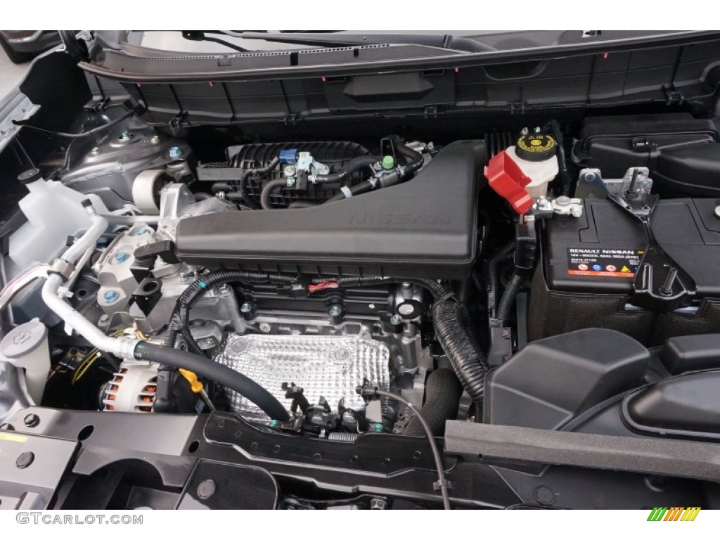 2015 Nissan Rogue SV Engine Photos