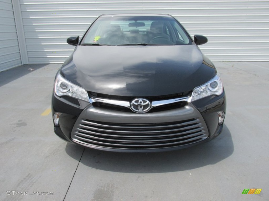 2015 Camry LE - Attitude Black Metallic / Ash photo #8