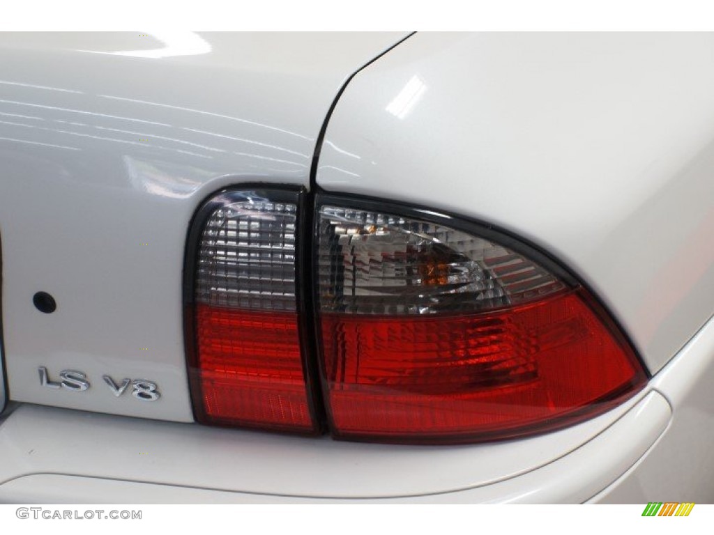 2005 LS V8 - Ceramic White Pearlescent / Camel photo #51
