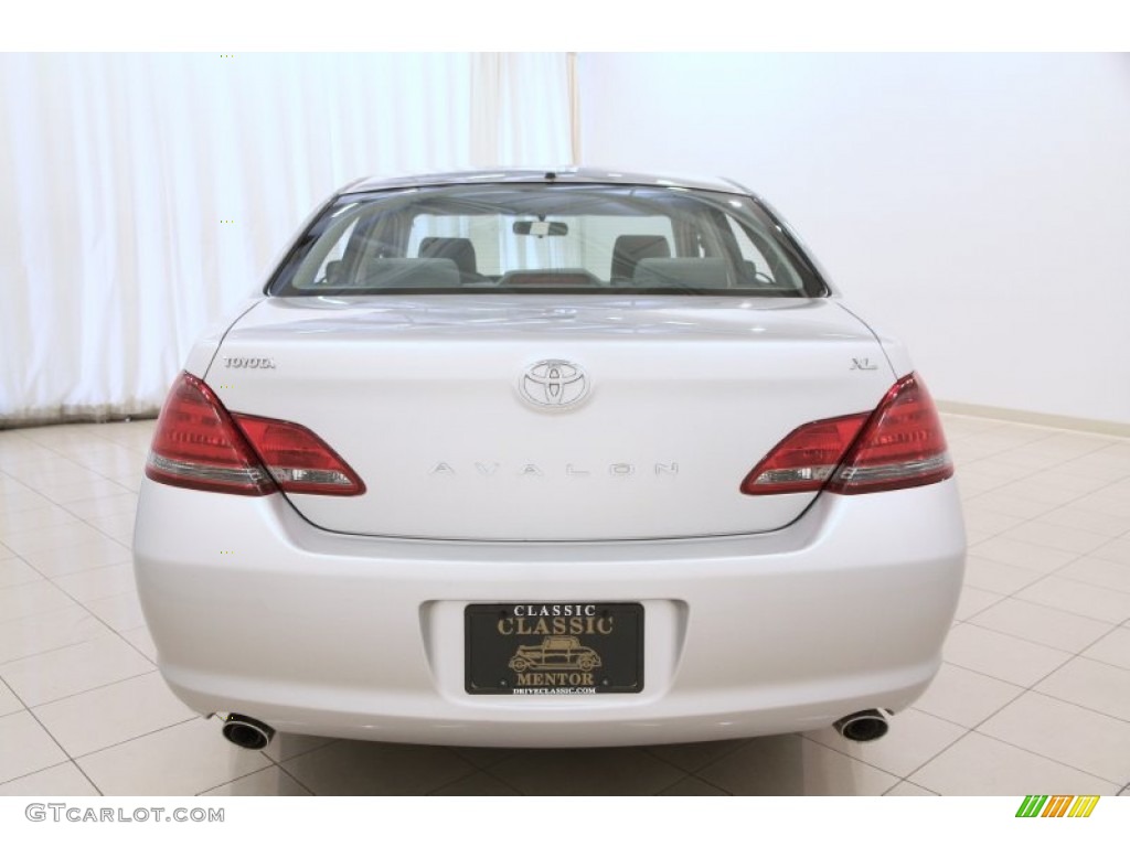 2008 Avalon XL - Classic Silver Metallic / Graphite Gray photo #18