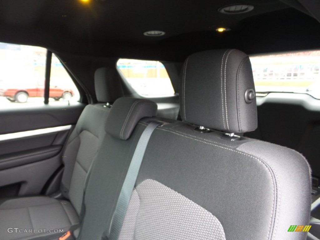 2016 Explorer XLT 4WD - Ingot Silver Metallic / Ebony Black photo #13