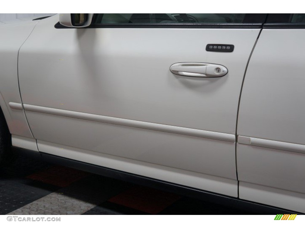 2005 LS V8 - Ceramic White Pearlescent / Camel photo #60