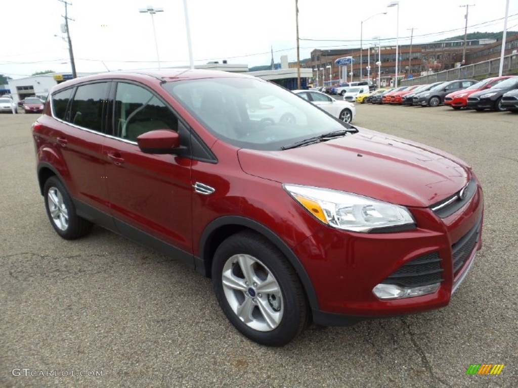 2015 Escape SE 4WD - Ruby Red Metallic / Medium Light Stone photo #10