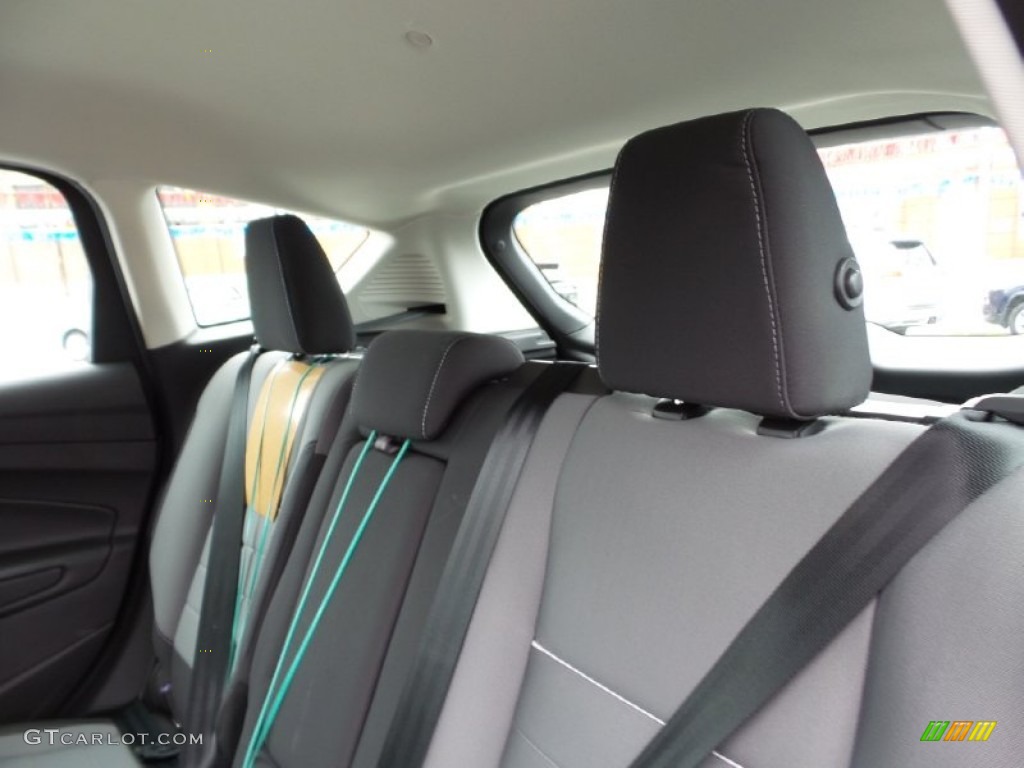 2015 C-Max Hybrid SE - Tuxedo Black Metallic / Charcoal Black photo #12