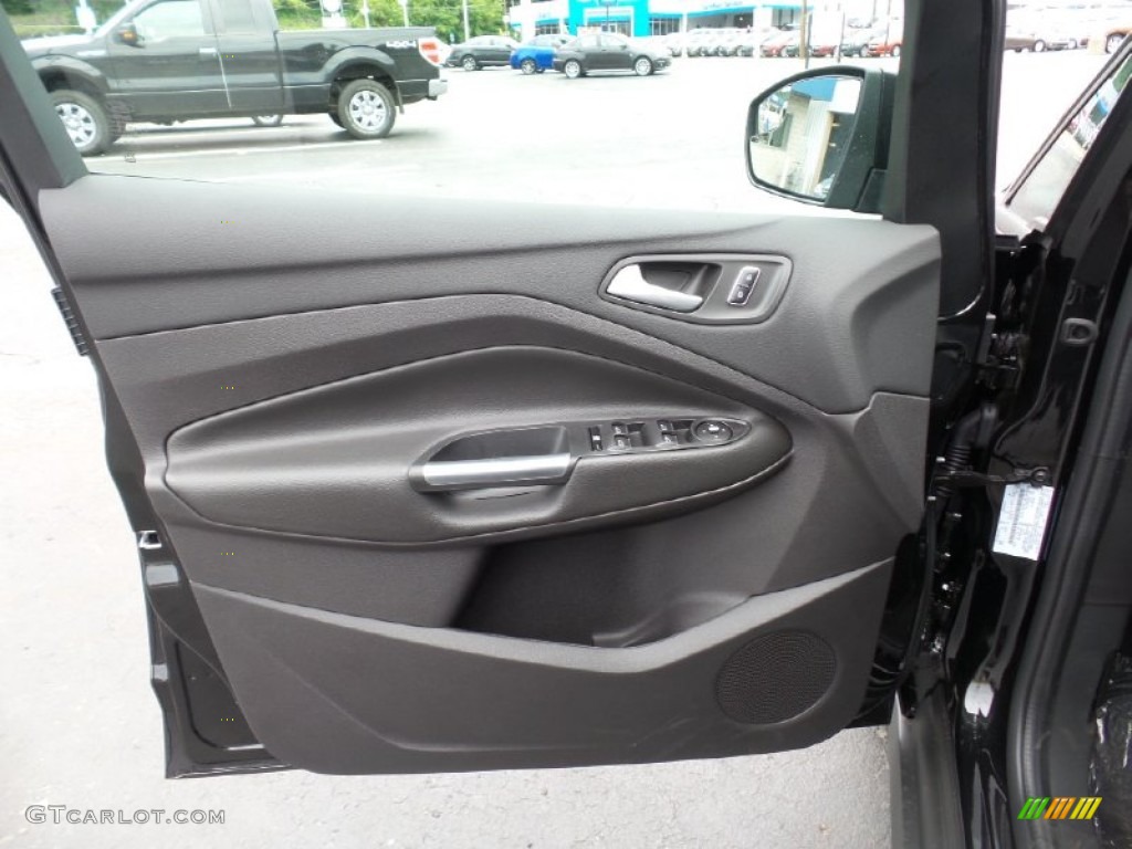 2015 C-Max Hybrid SE - Tuxedo Black Metallic / Charcoal Black photo #14