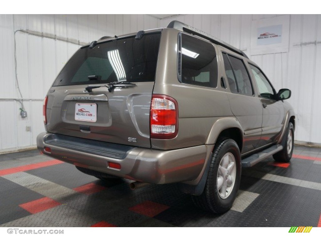 2002 Pathfinder SE 4x4 - Sahara Beige Metallic / Beige photo #8