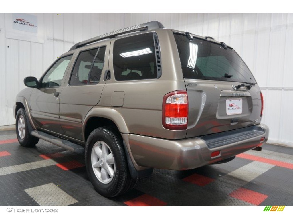 2002 Pathfinder SE 4x4 - Sahara Beige Metallic / Beige photo #10