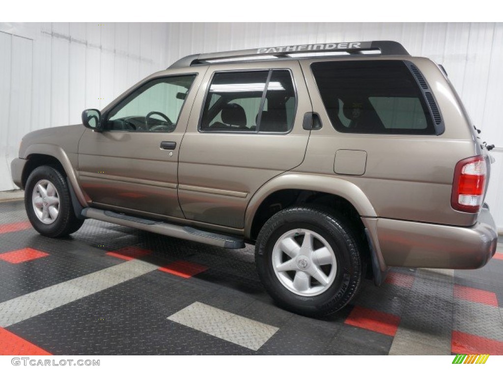 2002 Pathfinder SE 4x4 - Sahara Beige Metallic / Beige photo #11