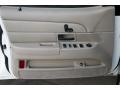 Vibrant White - Crown Victoria LX Photo No. 21