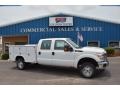 Oxford White - F350 Super Duty XL Crew Cab 4x4 Utility Photo No. 3