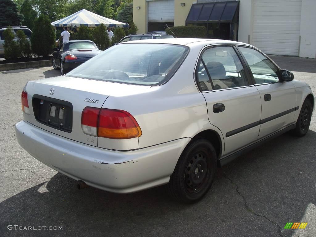 1998 Civic LX Sedan - Vogue Silver Metallic / Gray photo #6