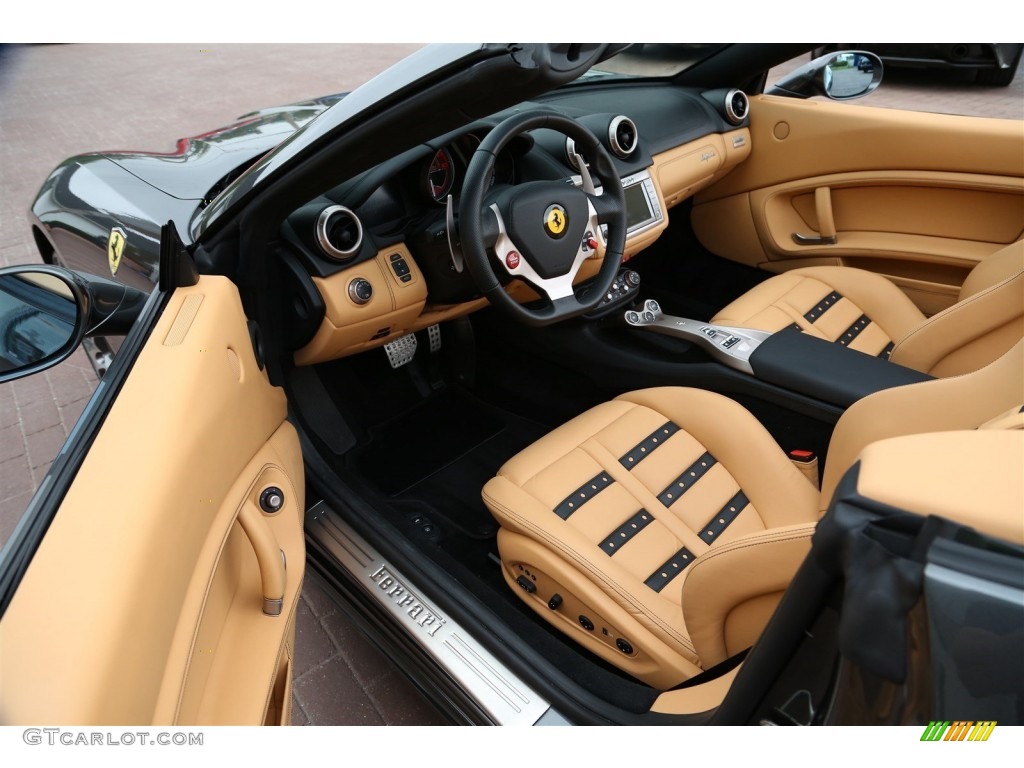 Beige Interior 2010 Ferrari California Standard California Model Photo #105247553