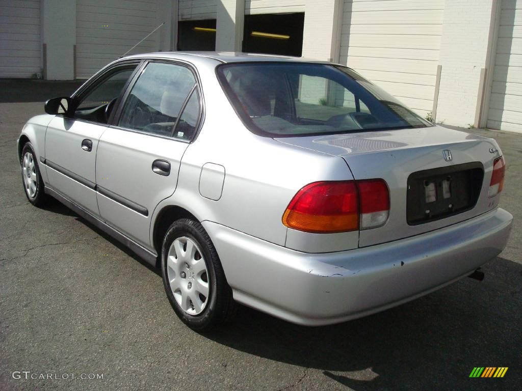 1998 Civic LX Sedan - Vogue Silver Metallic / Gray photo #8